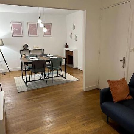 Amiens : Appartement Centre Ville ภายนอก รูปภาพ