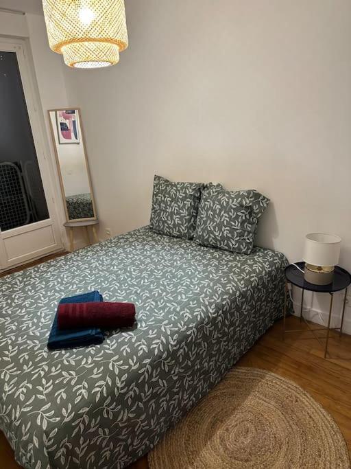 Amiens : Appartement Centre Ville ภายนอก รูปภาพ
